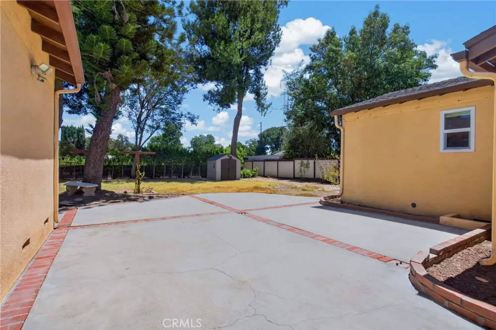 7700 Wilbur Reseda, CA 91335