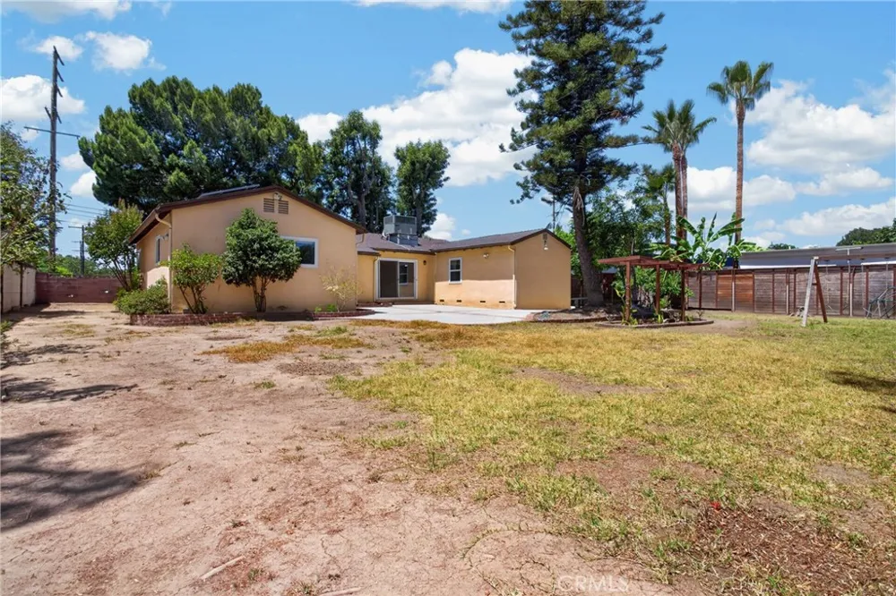 7700 Wilbur Reseda, CA 91335