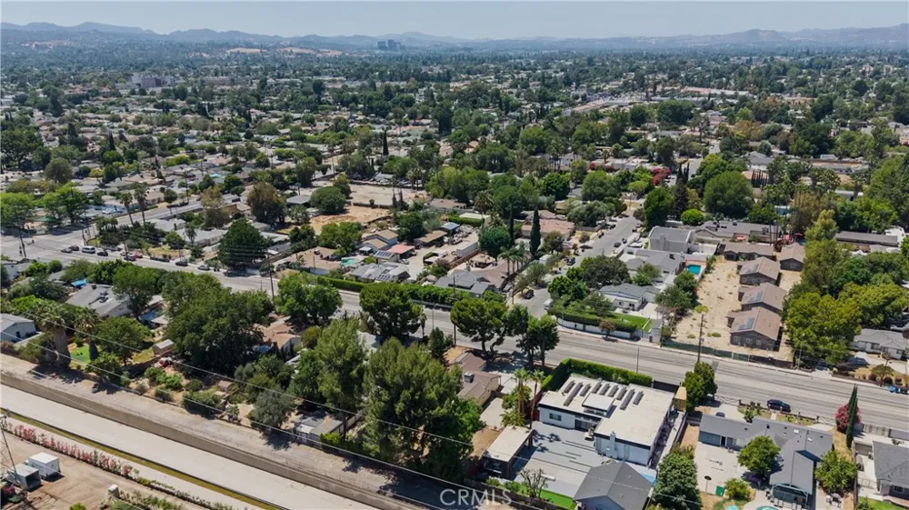 7700 Wilbur Reseda, CA 91335