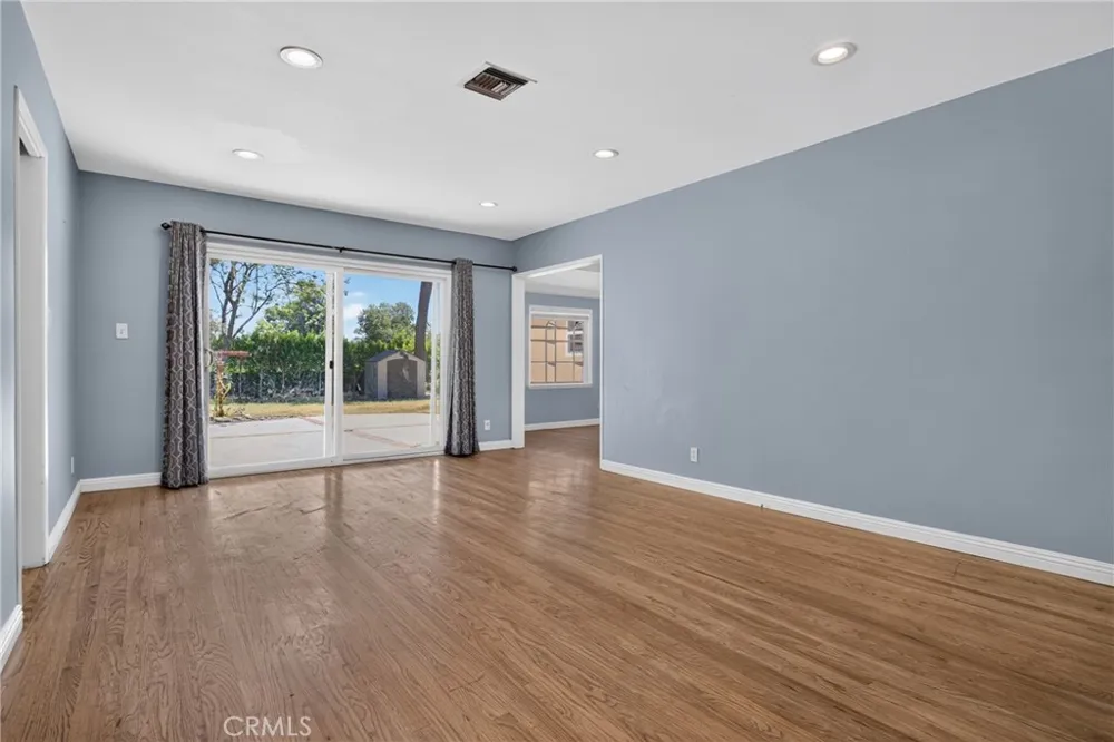 7700 Wilbur Reseda, CA 91335
