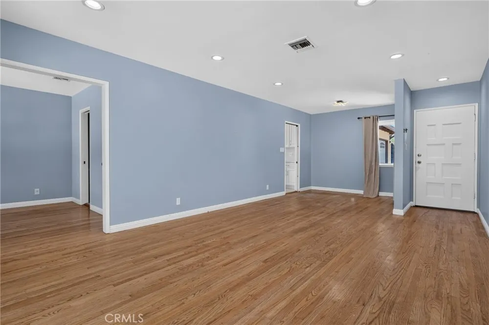 7700 Wilbur Reseda, CA 91335