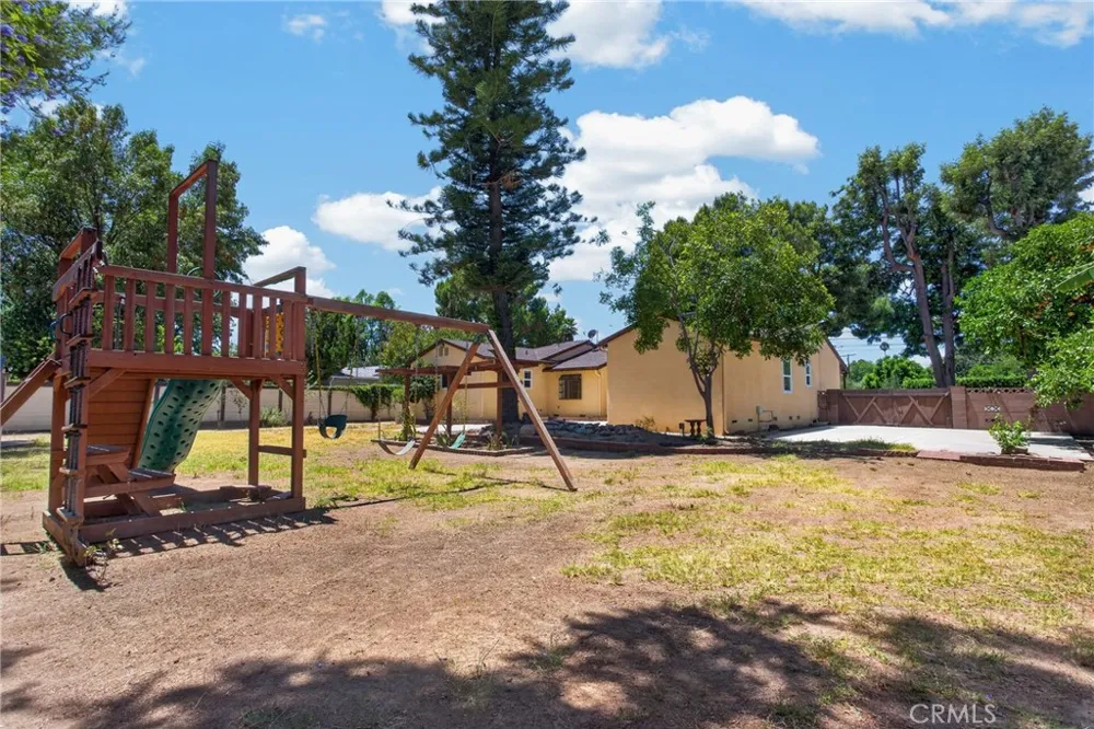7700 Wilbur Reseda, CA 91335