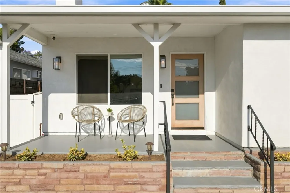 10824 Odell Sunland, CA 91040