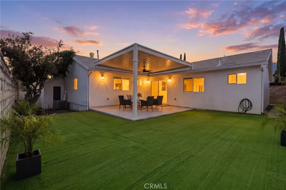 10824 Odell Sunland, CA 91040
