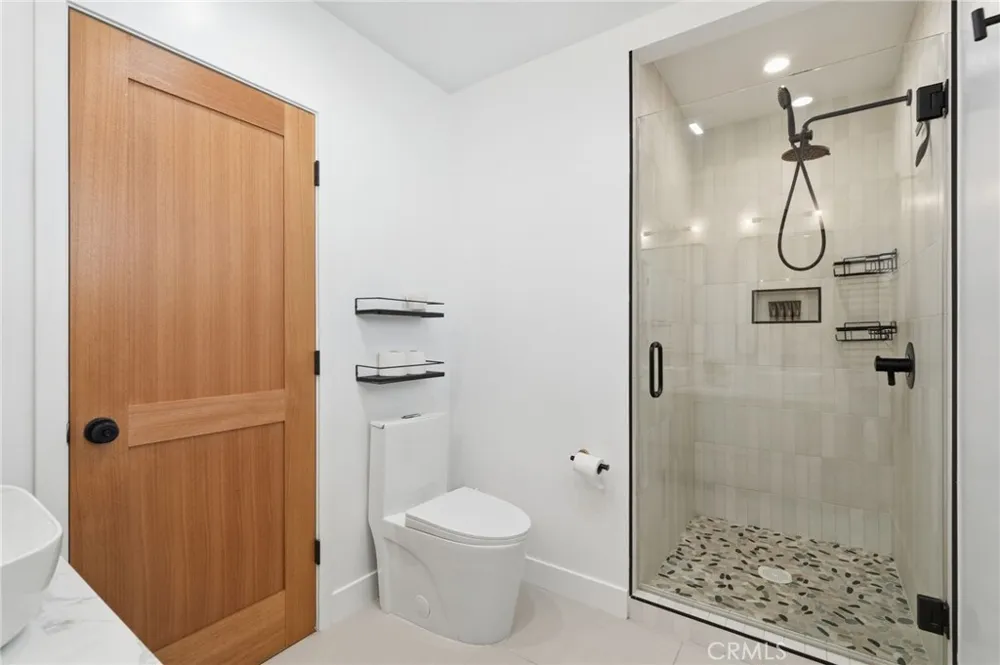 10824 Odell Sunland, CA 91040