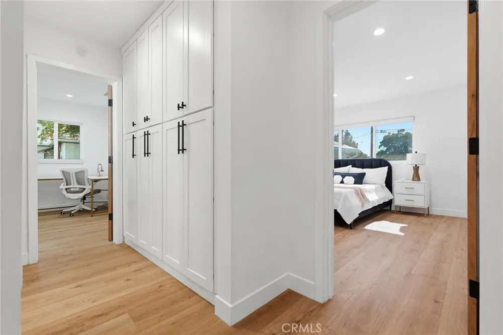 10824 Odell Sunland, CA 91040