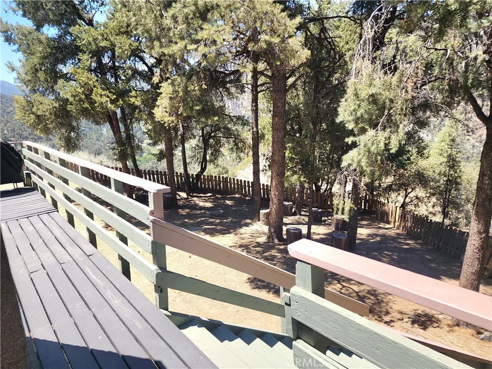14713 Voltaire Frazier Park, CA 93225