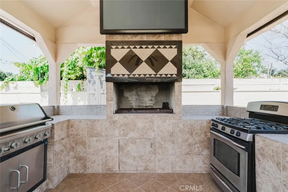6545 Bellingham Avenue North Hollywood, CA 91606