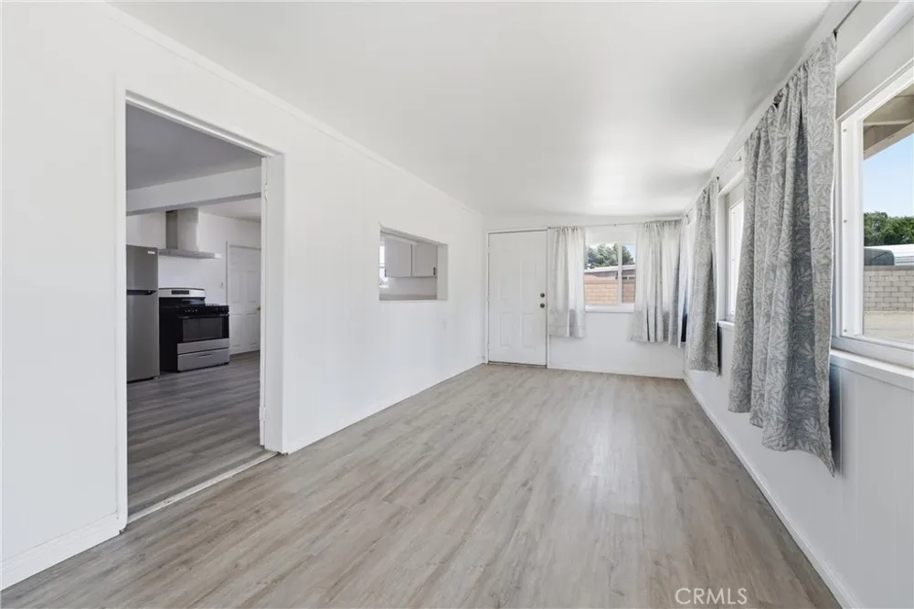 4851 W Avenue M8 Lancaster, CA 93536