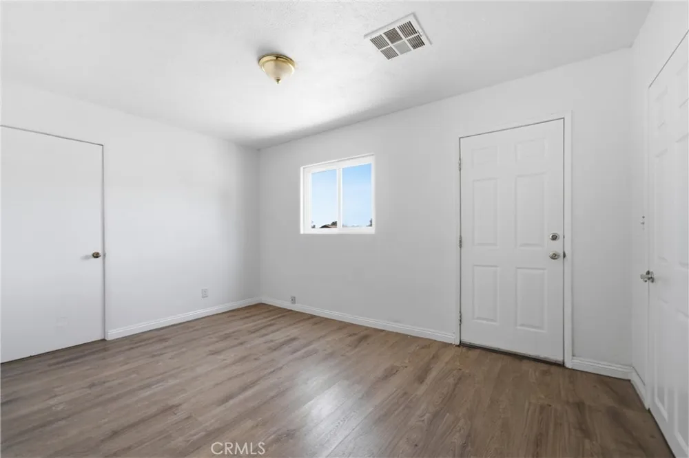 4851 W Avenue M8 Lancaster, CA 93536