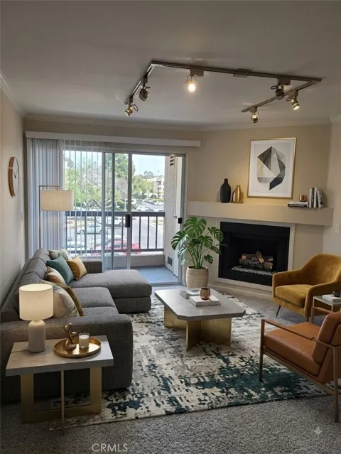 5545 Canoga Avenue #213