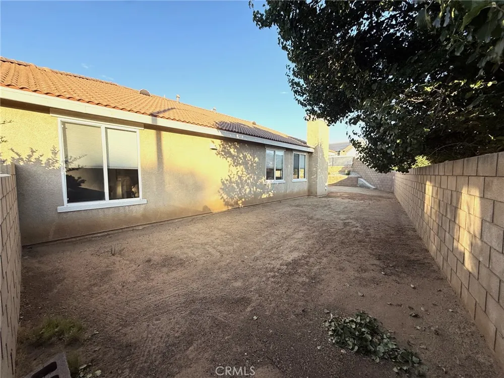 3540 Tamarisk Palmdale, CA 93551