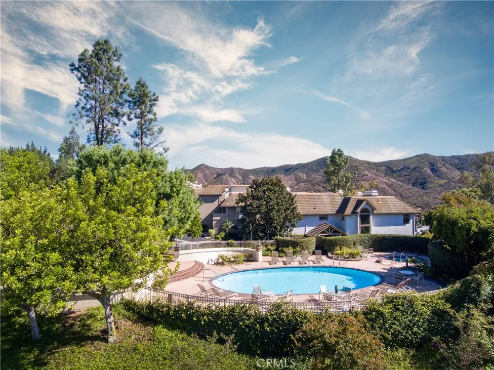 3317 View Pointe Drive Westlake Village, CA 91361