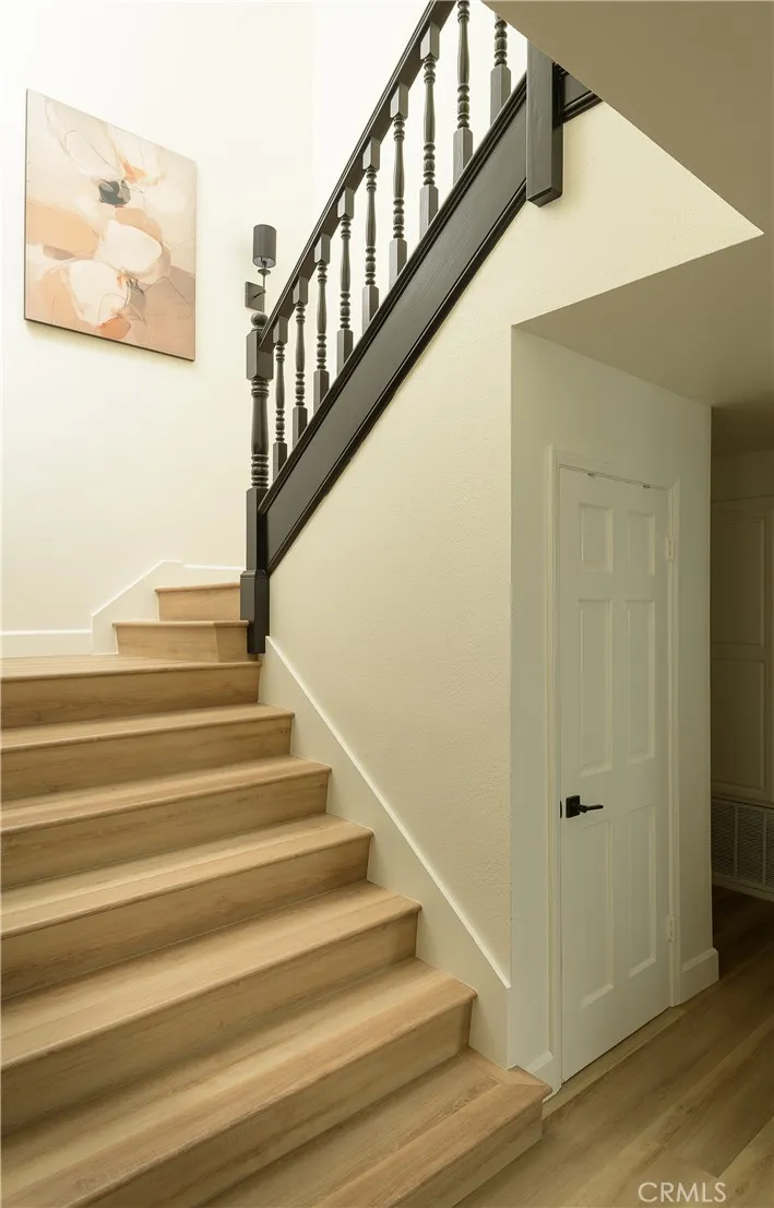 3317 View Pointe Drive Westlake Village, CA 91361