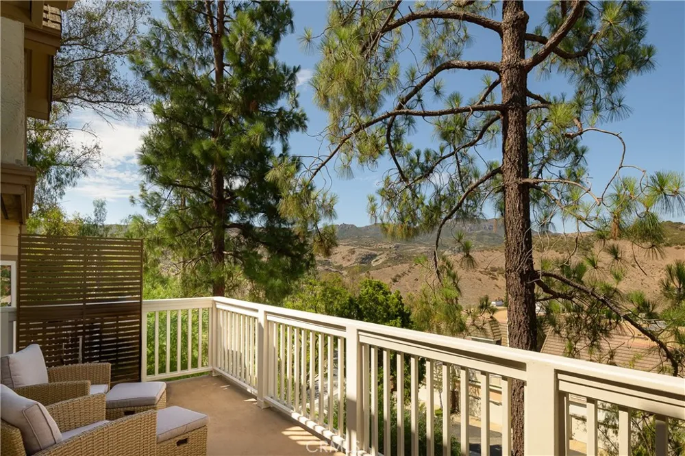 3317 View Pointe Drive Westlake Village, CA 91361