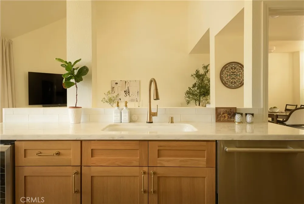 3317 View Pointe Drive Westlake Village, CA 91361