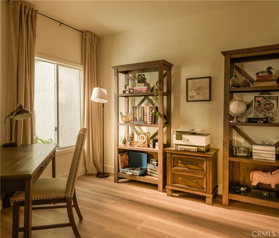 3317 View Pointe Drive Westlake Village, CA 91361