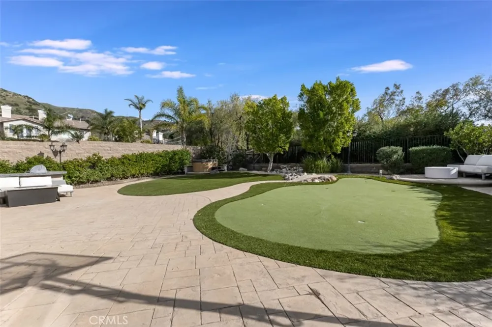 12826 Via Donatello Porter Ranch, CA 91326