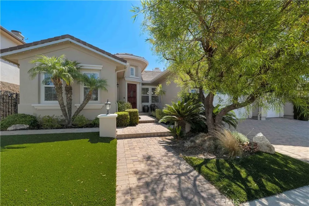 12826 Via Donatello Porter Ranch, CA 91326
