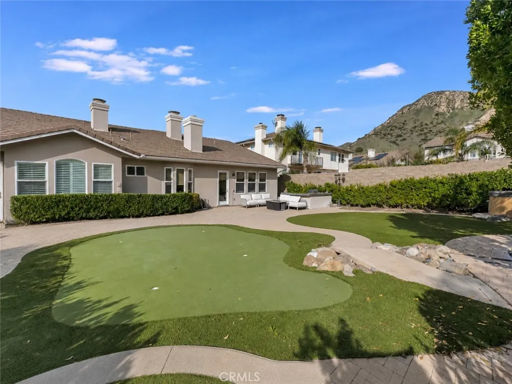 12826 Via Donatello Porter Ranch, CA 91326