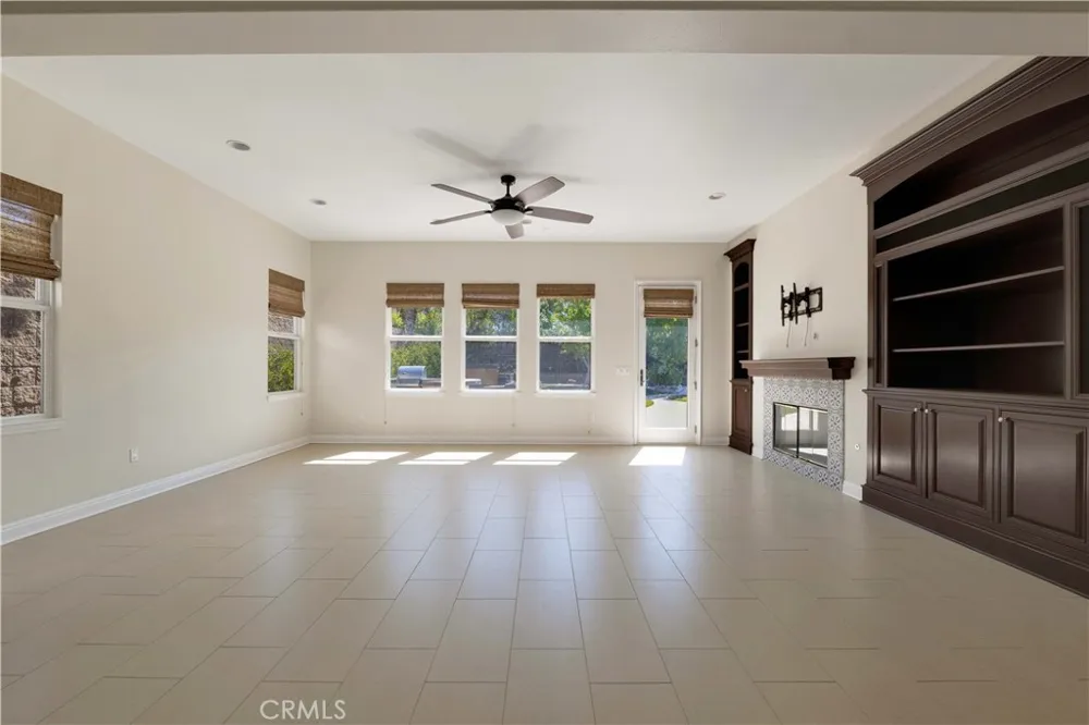 12826 Via Donatello Porter Ranch, CA 91326