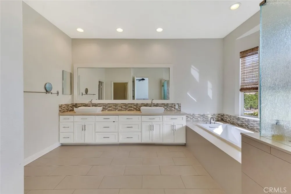 12826 Via Donatello Porter Ranch, CA 91326