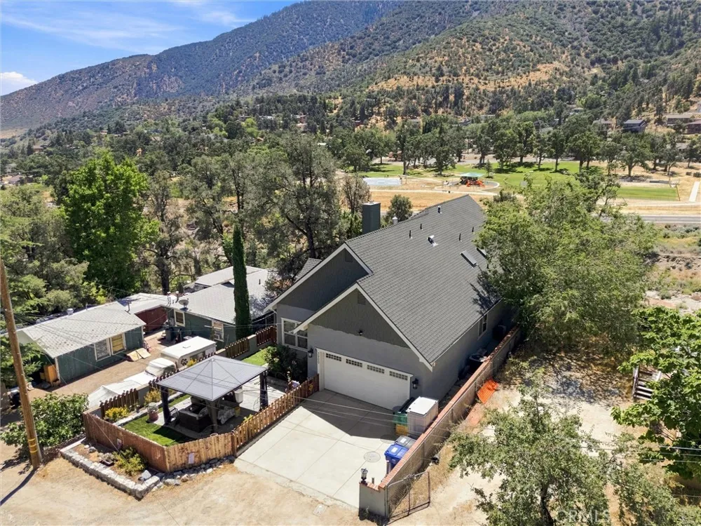 3900 Park View Frazier Park, CA 93225