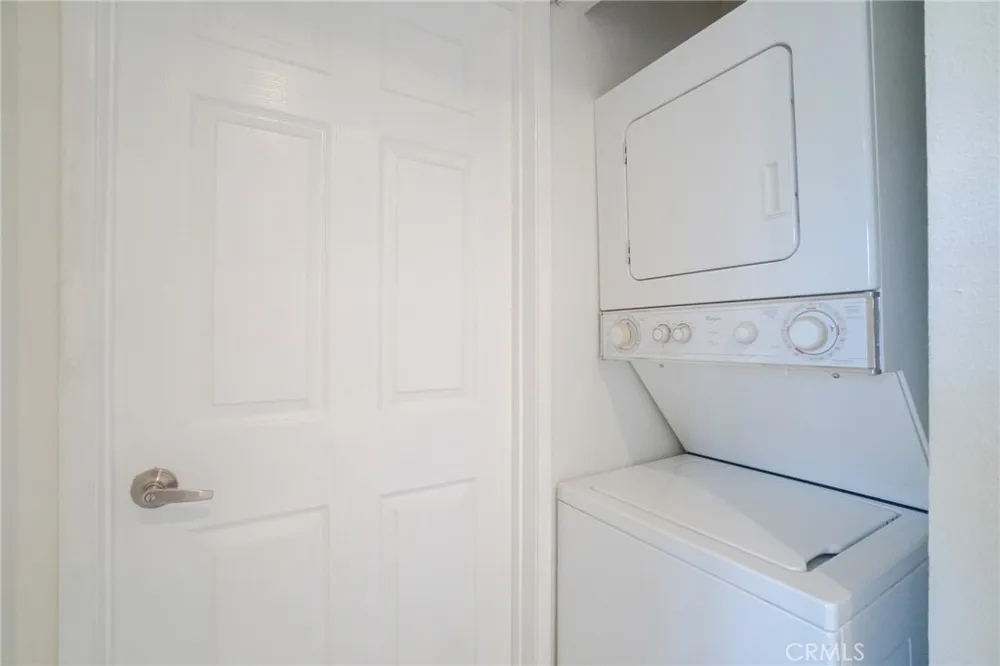 5510 Owensmouth Avenue #209 Woodland Hills, CA 91367