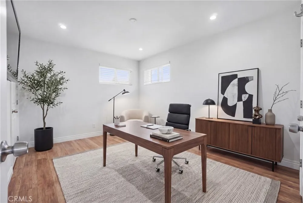 6139 Jamieson Encino, CA 91316