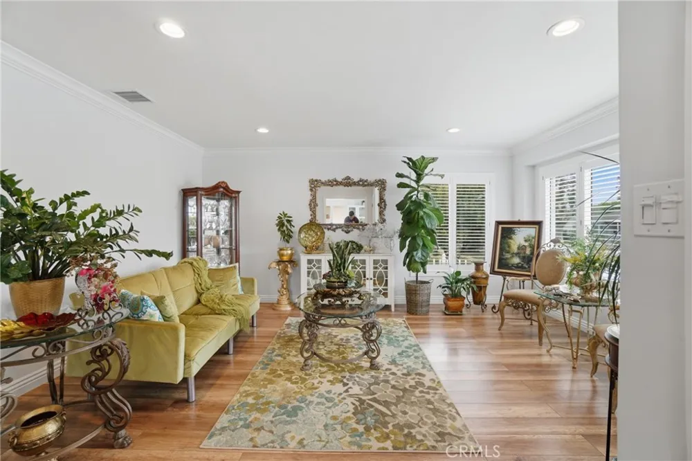 6139 Jamieson Encino, CA 91316