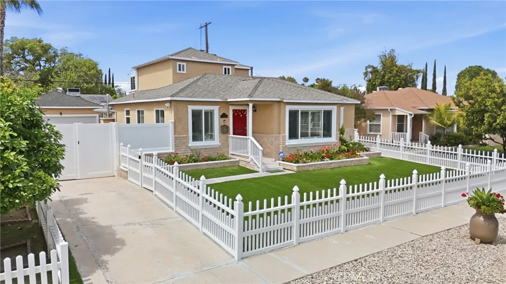 6139 Jamieson Encino, CA 91316