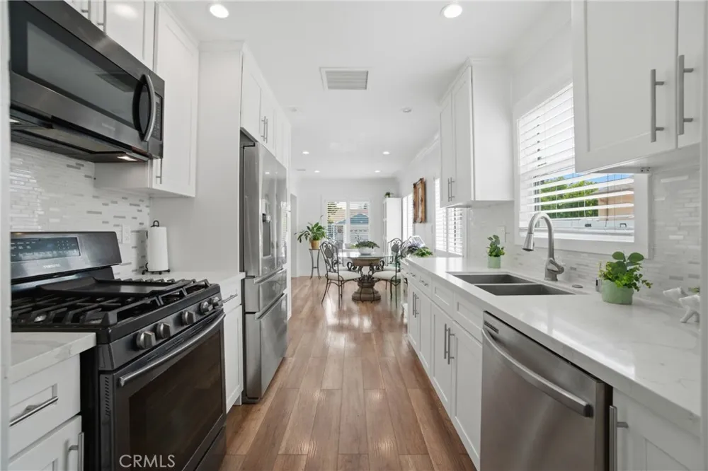 6139 Jamieson Encino, CA 91316