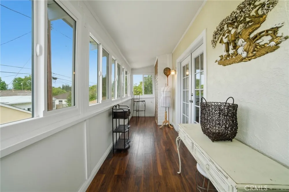 6139 Jamieson Encino, CA 91316