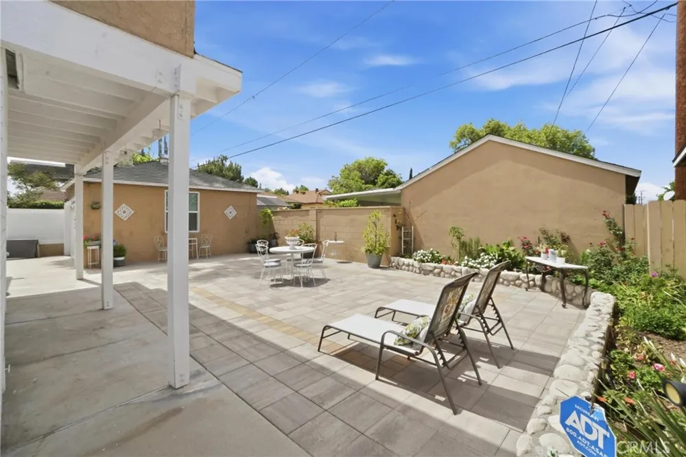 6139 Jamieson Encino, CA 91316