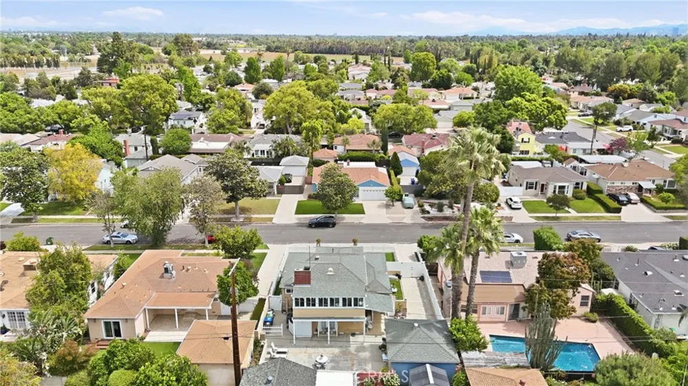 6139 Jamieson Encino, CA 91316