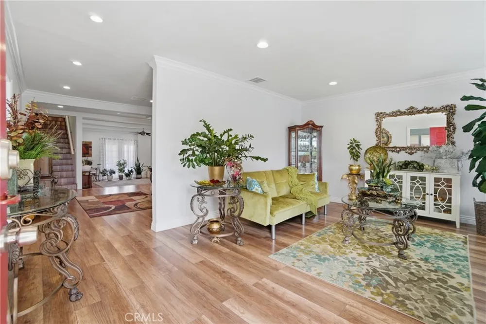 6139 Jamieson Encino, CA 91316