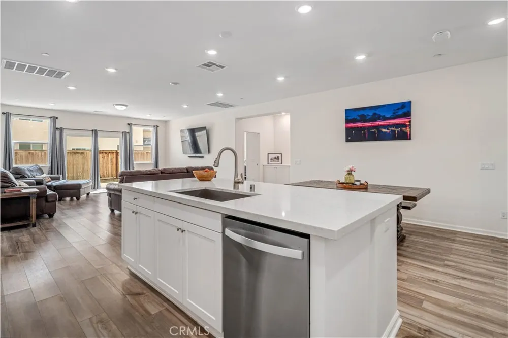 3840 Westbrook Rosamond, CA 93560