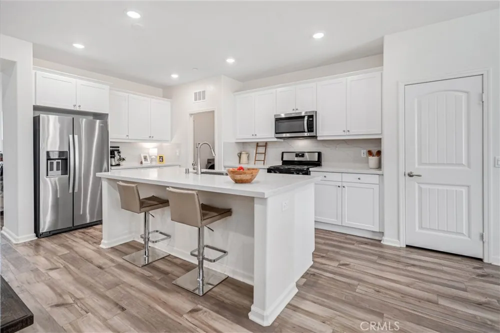 3840 Westbrook Rosamond, CA 93560