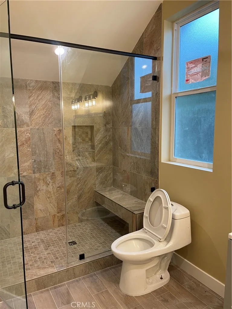 18815 Hart Street Reseda, CA 91335