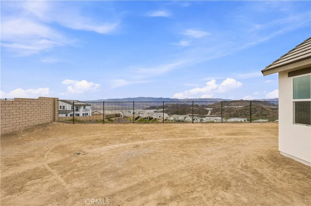 28520 Wildflower Terrace Castaic, CA 91384