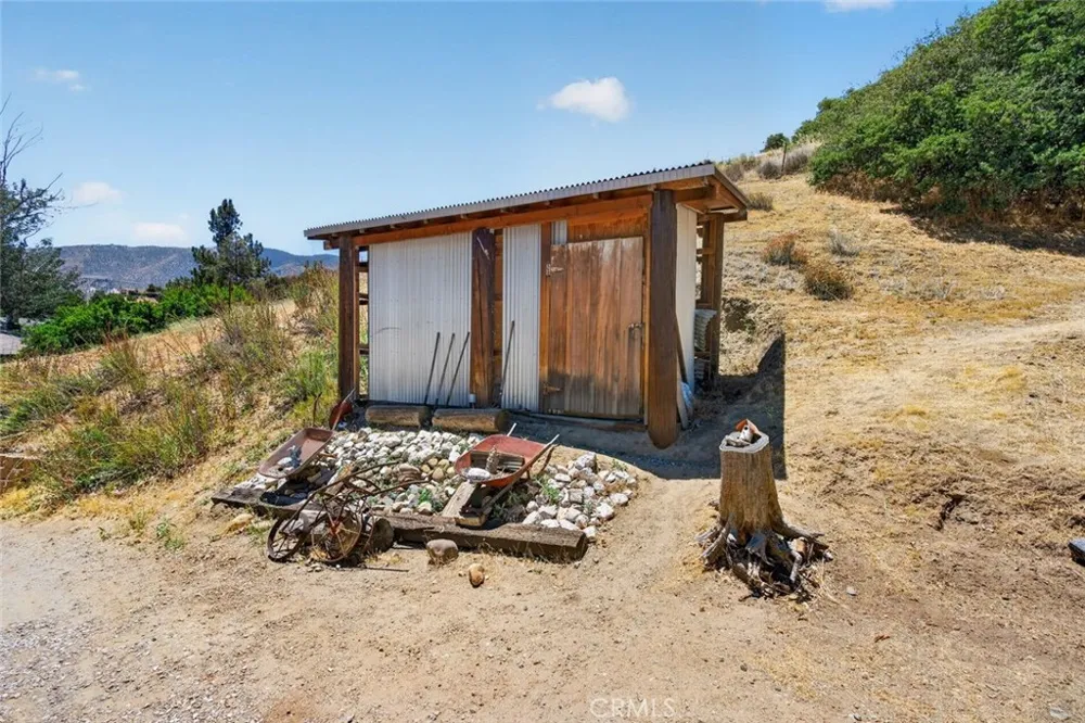 871 Lebec Rd Lebec, CA 93243