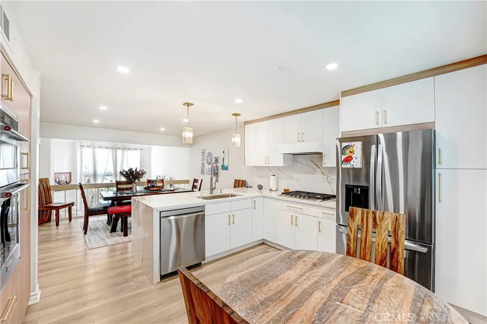 6225 Nita Avenue Woodland Hills, CA 91367