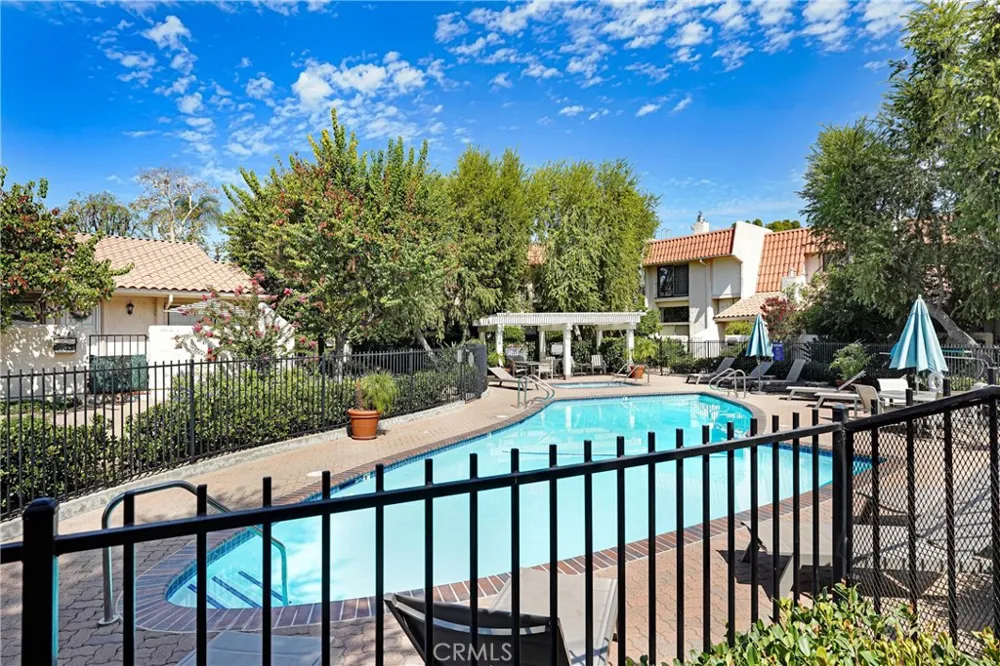 6225 Nita Avenue Woodland Hills, CA 91367