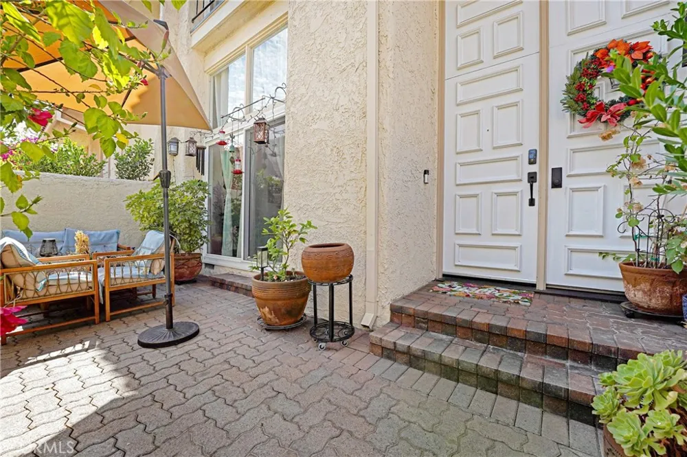 6225 Nita Avenue Woodland Hills, CA 91367