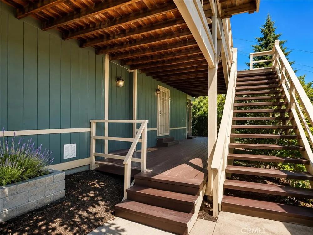 1913 Pioneer Way Pine Mountain Club, CA 93222