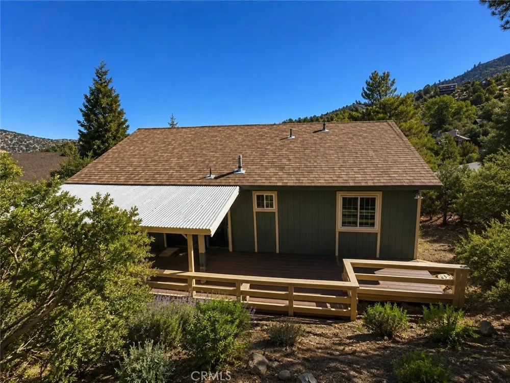 1913 Pioneer Way Pine Mountain Club, CA 93222