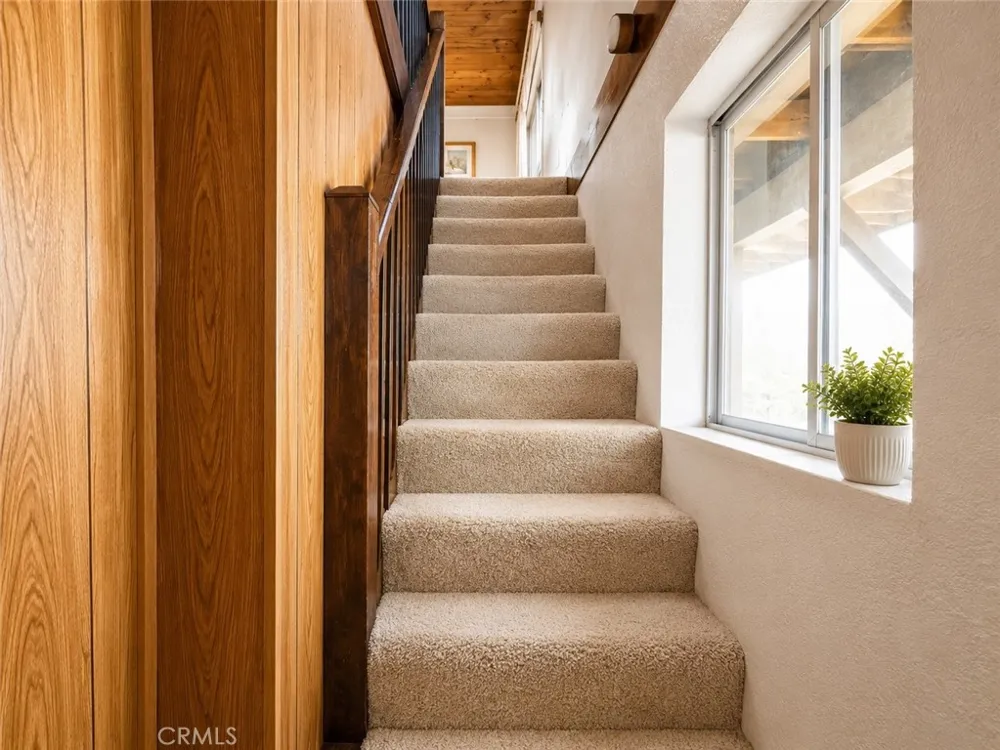 1913 Pioneer Way Pine Mountain Club, CA 93222