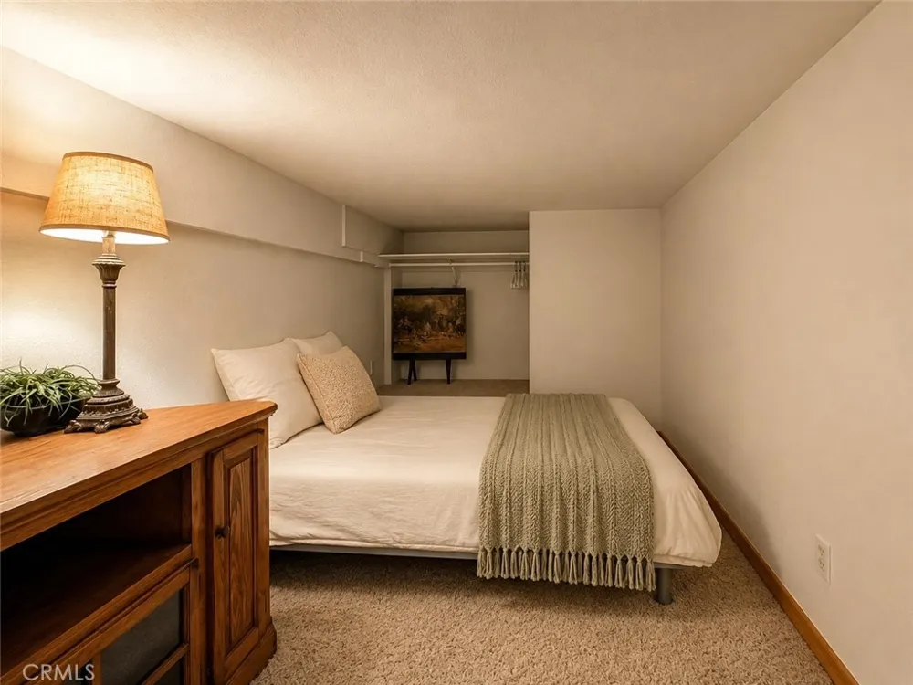 1913 Pioneer Way Pine Mountain Club, CA 93222