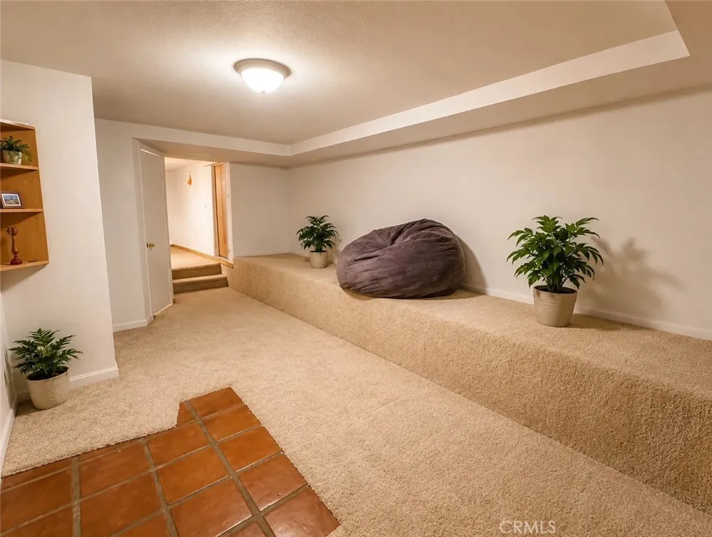 1913 Pioneer Way Pine Mountain Club, CA 93222