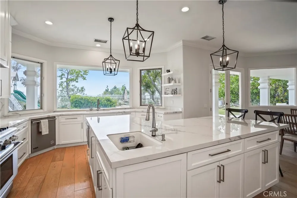 25418 Cumberland Calabasas, CA 91302